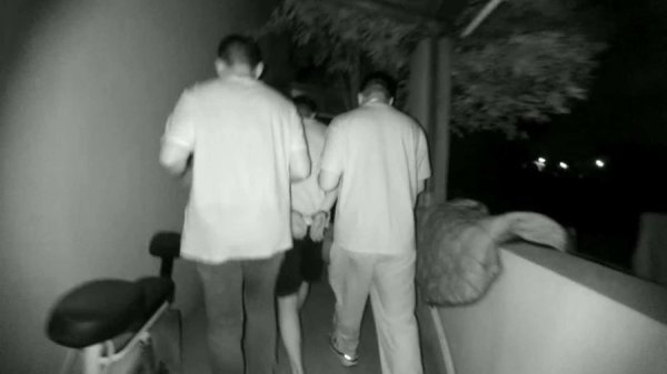 网上配资账号 迪斯尼“早享卡”有假！浦东警方捣毁两个制作假房卡诈骗团伙